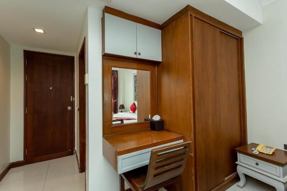 In-room safe, free WiFi