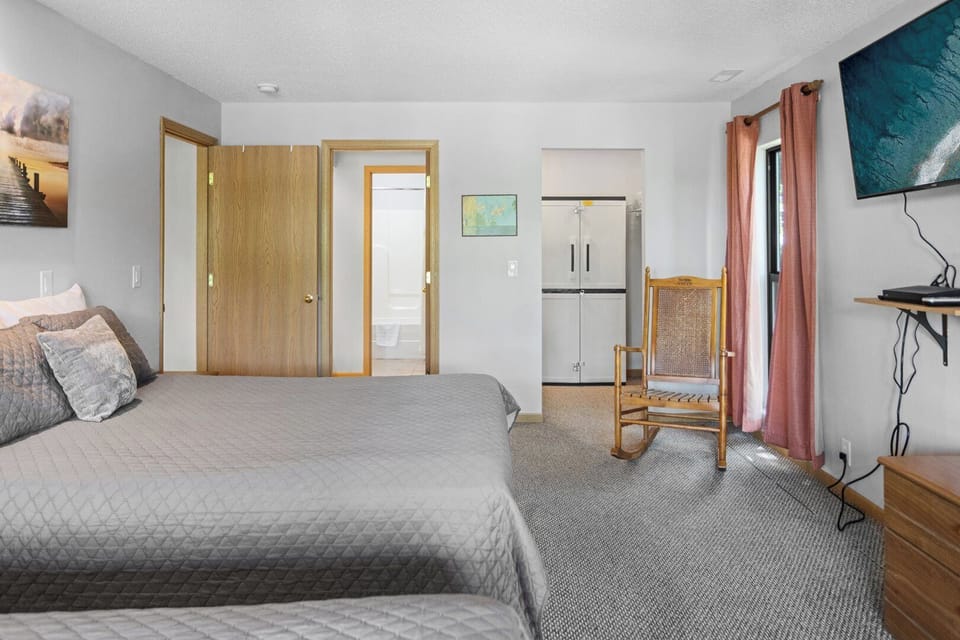 Bedroom 3 View 3