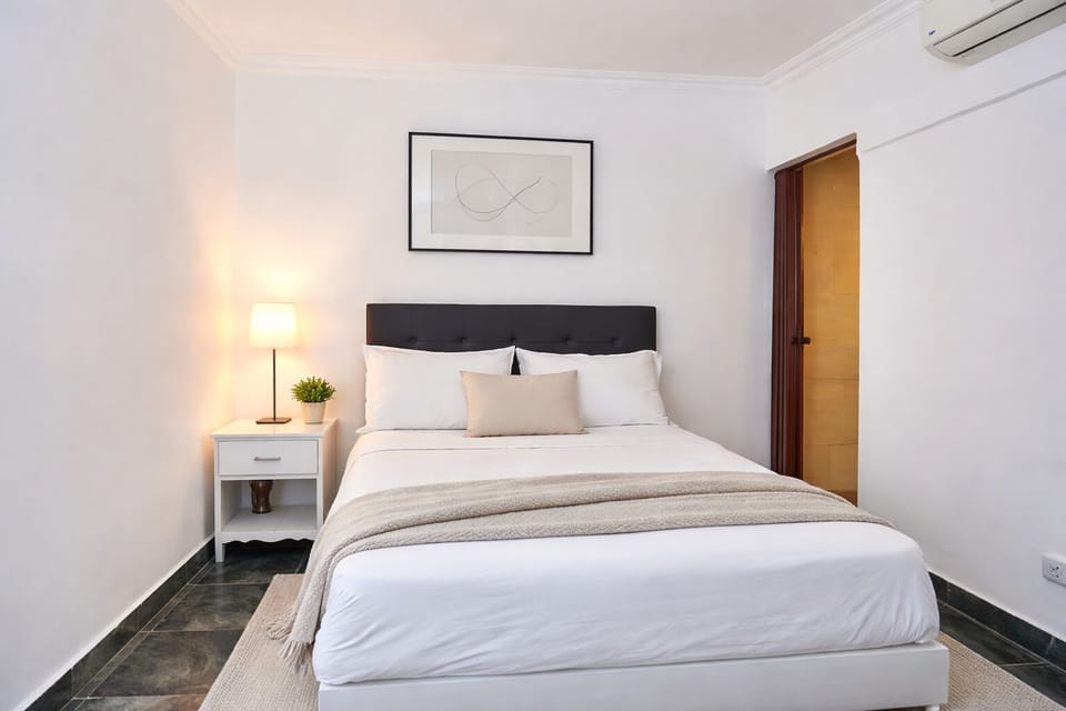 Standard Room | Desk, laptop workspace, free WiFi, bed sheets