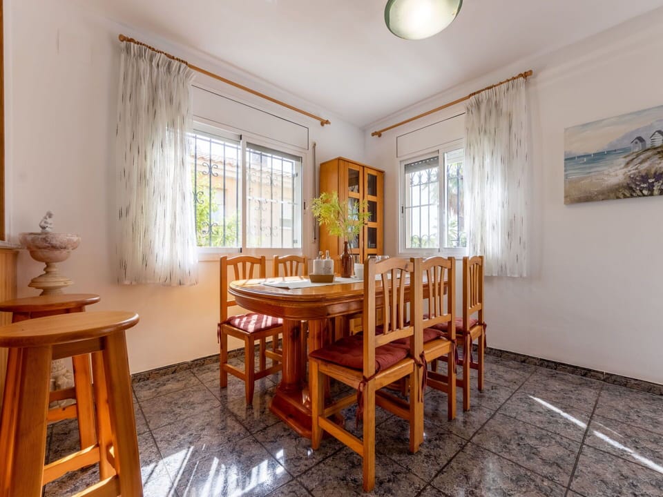 Property, Table, Furniture, Window, Wood, Interior Design, Floor, Flooring, Wood Stain