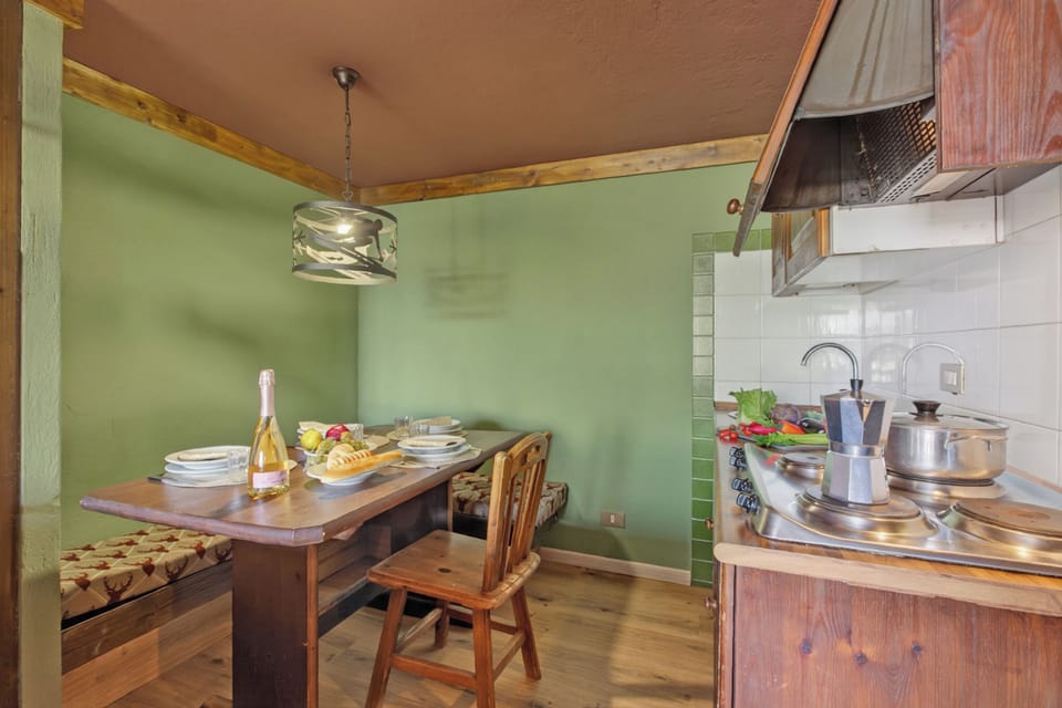 Kitchen and dining area