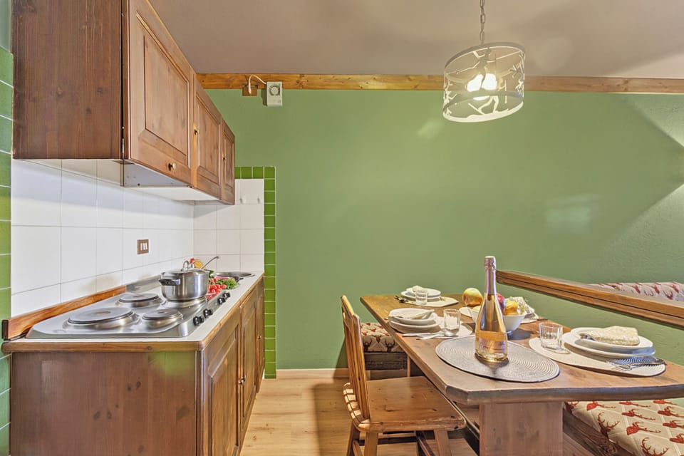 Kitchen and dining area