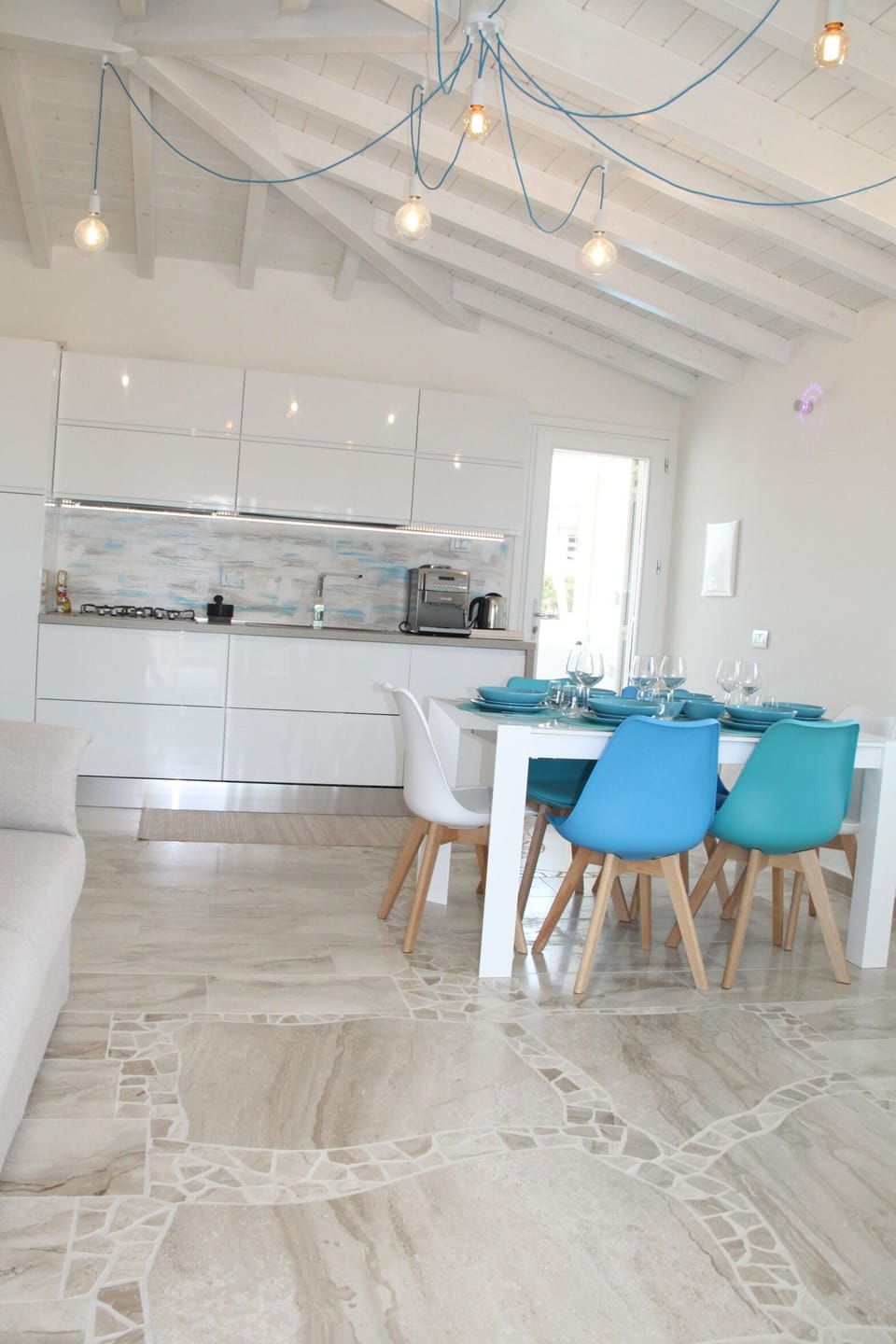 Panoramic Apartment | Living area | Toys, books