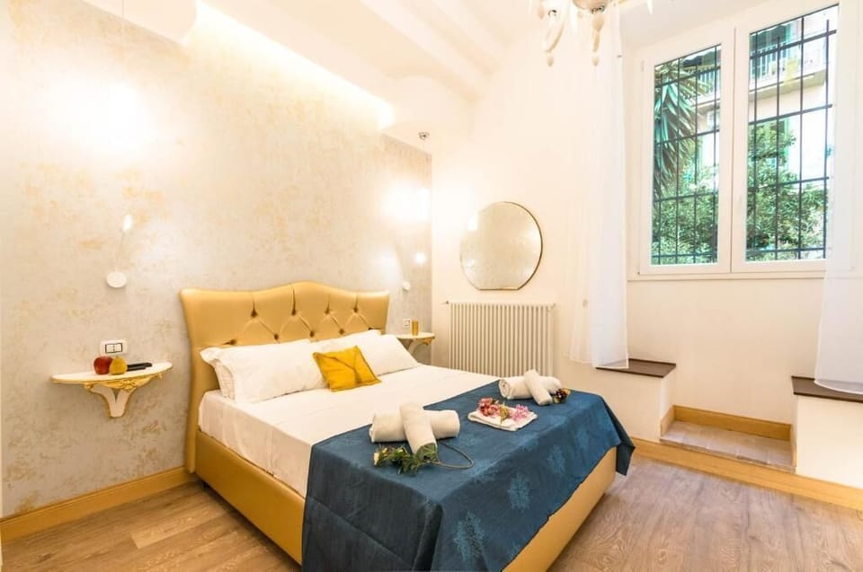 Room | Soundproofing, free WiFi