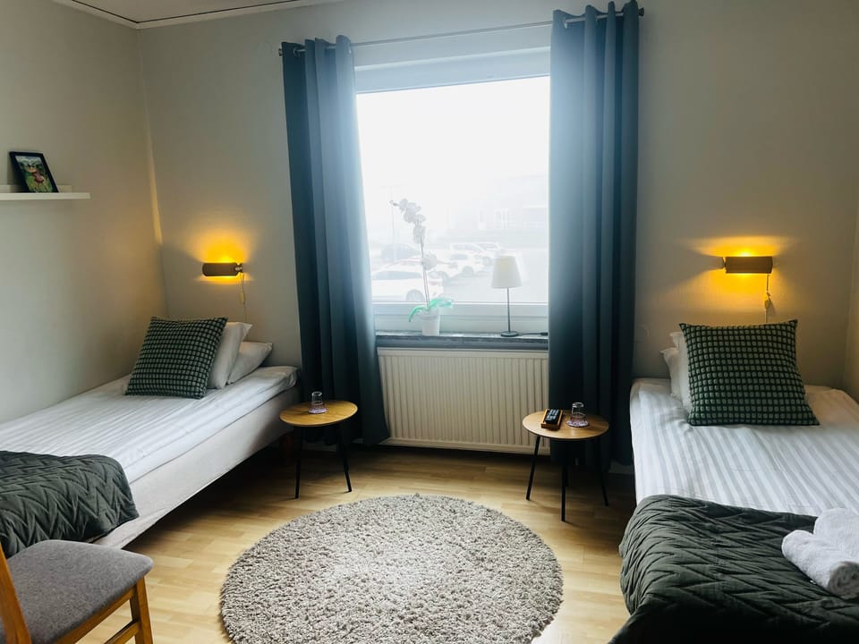 Comfort Double or Twin Room | Blackout drapes, soundproofing, free WiFi, bed sheets