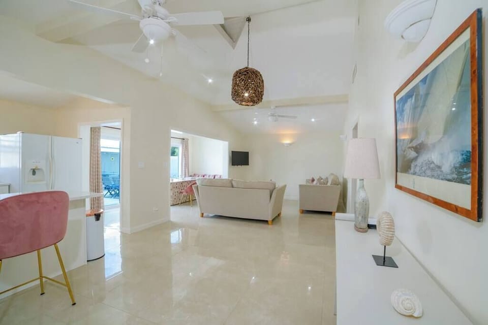 Living Area (1)