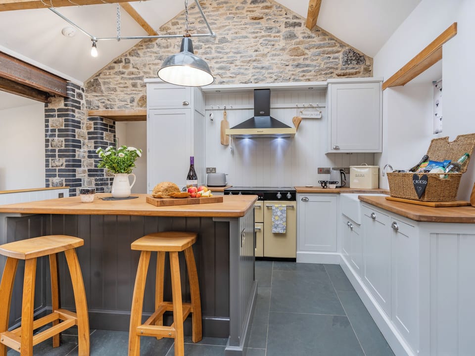 Kitchen | Cwtch Ty Gwyn, Llandeilo