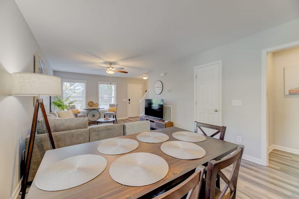 Dining room table