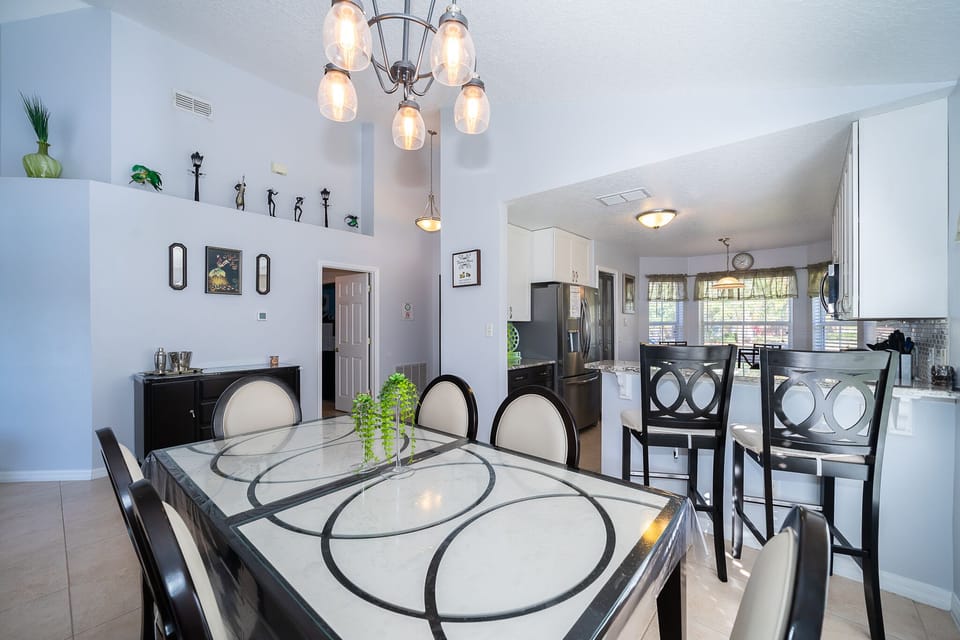 House | Private kitchen | Full-size fridge, microwave, oven, stovetop