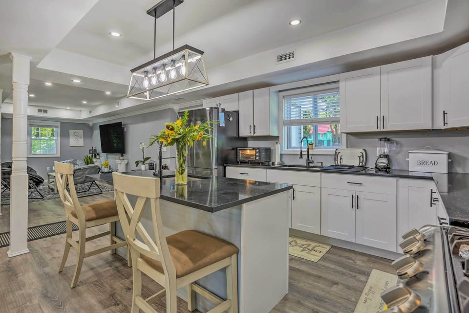 Kitchen | Coffee Maker | Blender | Toaster Oven | Dishwasher | Spices