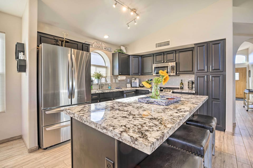 Kitchen | Cooking Basics | Coffee Maker | Paper Towels/Trash Bags Provided