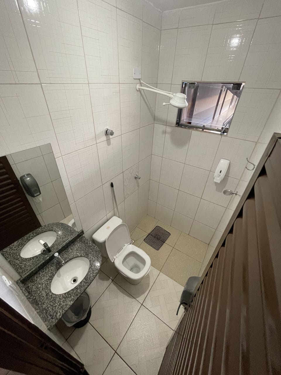 Superior Room | Bathroom | Shower, towels, toilet paper