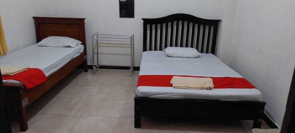 Standard Twin Room | Premium bedding, desk, laptop workspace, soundproofing