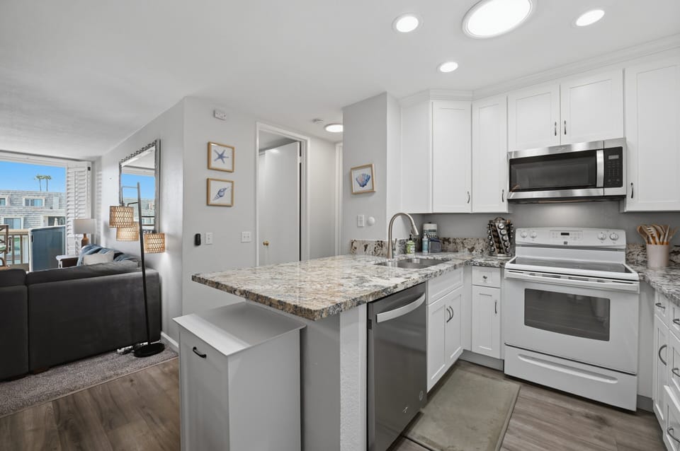 The kitchen comes fully stocked with all your vacation cooking needs.