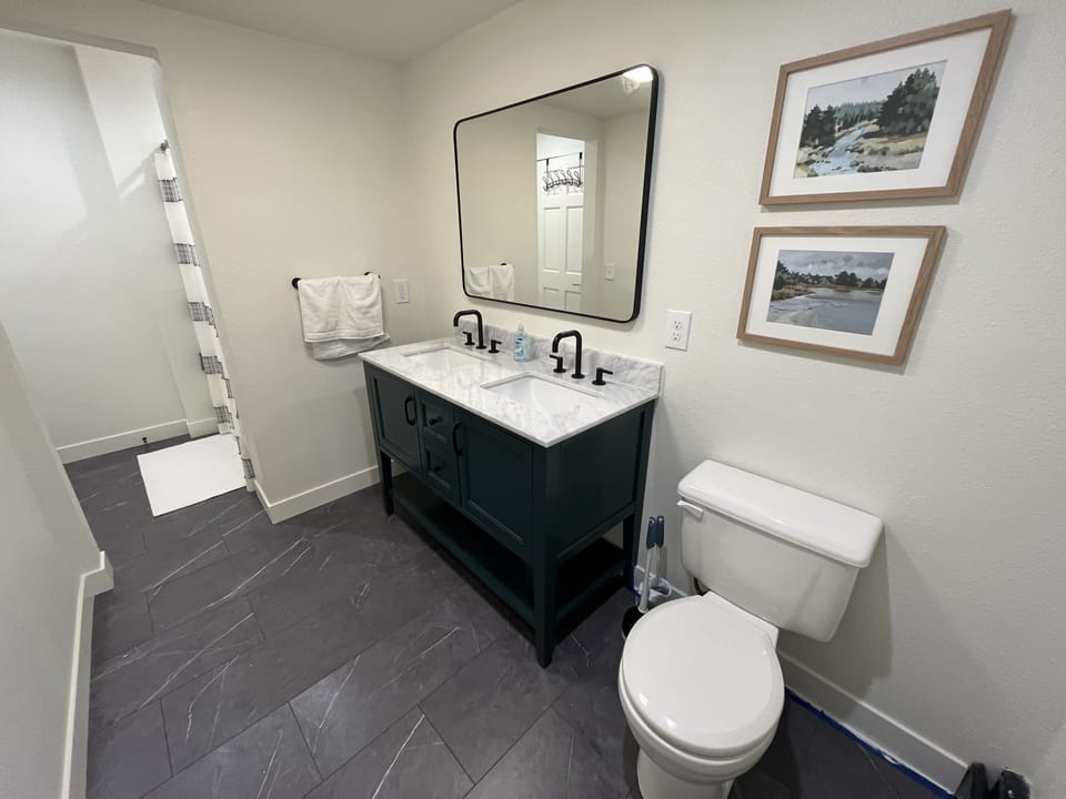 Guest Bathroom