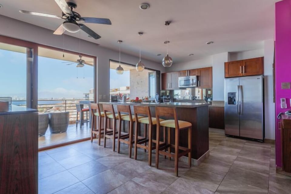 Condo - Image 9