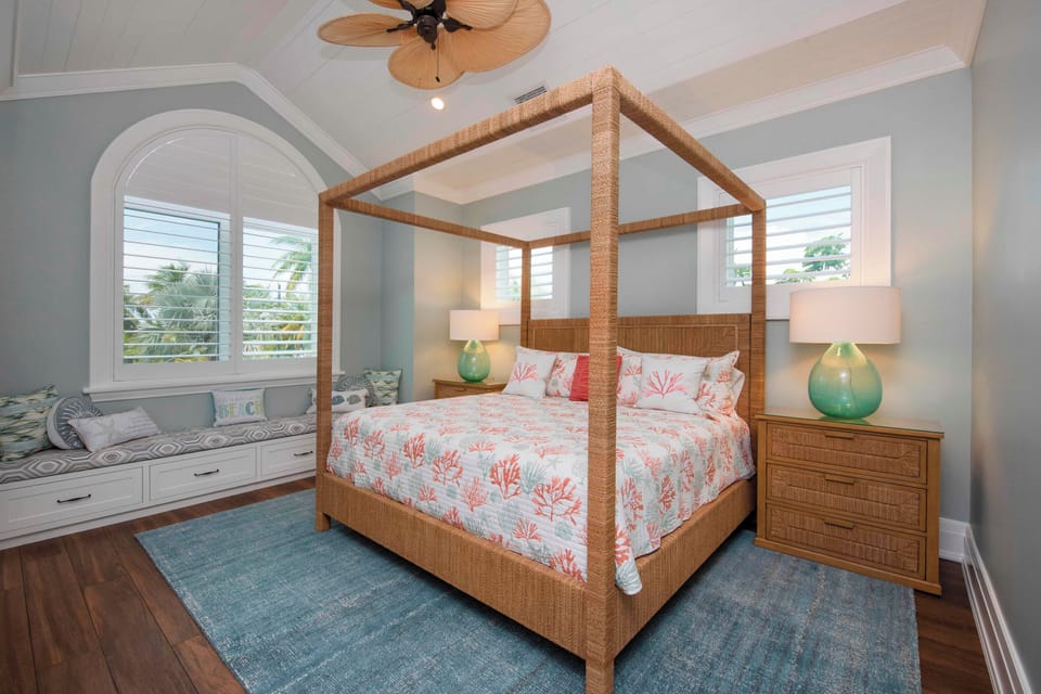 Upper King Bedroom.