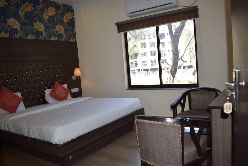 Economy Double Room, 2 Bedrooms, City View | Individually furnished, desk, free WiFi, bed sheets