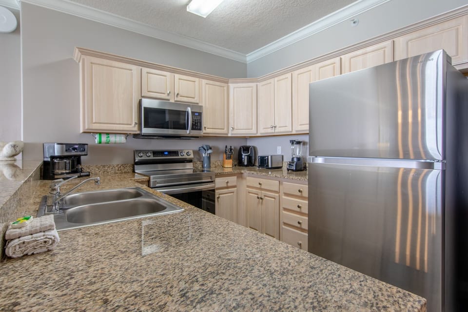 Fully stocked kitchen.
