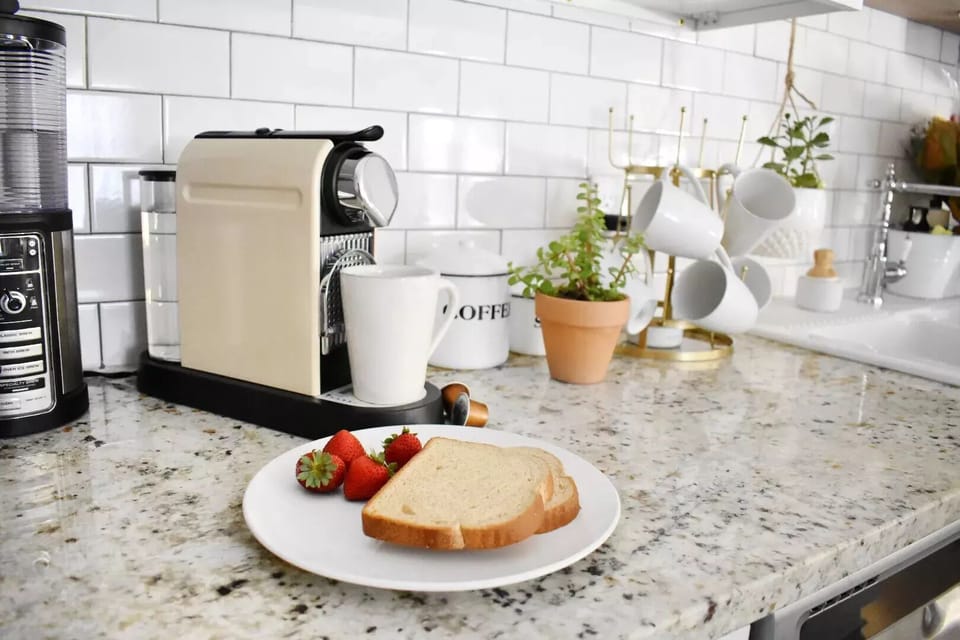 COFFEE MACHINE