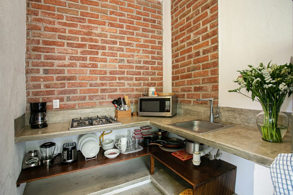 Loft D: one bedroom king size bed | Private kitchen | Microwave, oven, coffee/tea maker, toaster