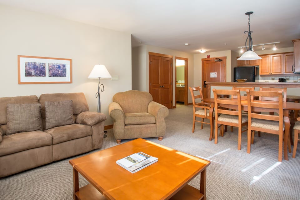 Living Room, Room, Indoors, Couch, Furniture