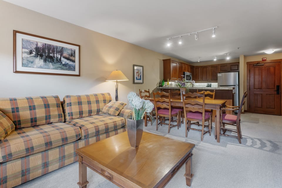Furniture, Indoors, Living Room, Couch, Table