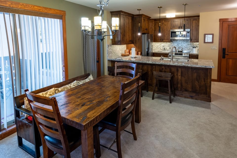 Flooring, Hardwood, Chair, Furniture, Floor