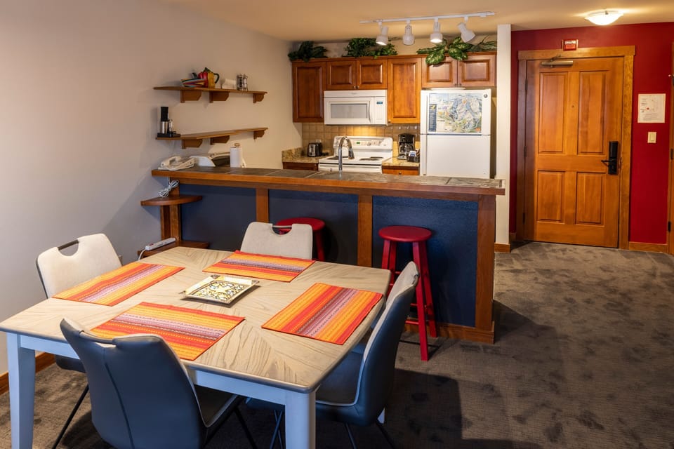 Chair, Furniture, Flooring, Hardwood, Room