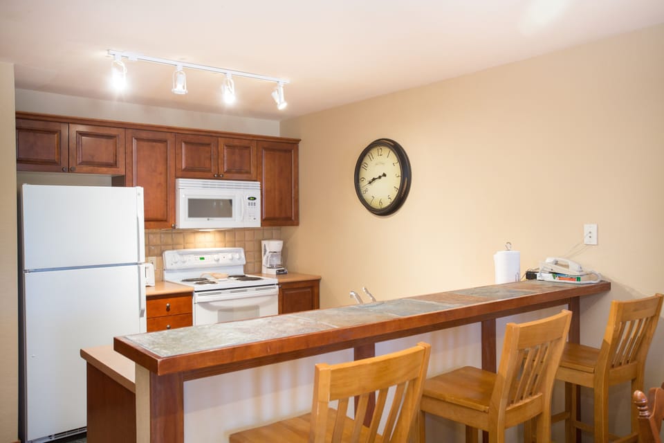Chair, Furniture, Hardwood, Flooring, Room