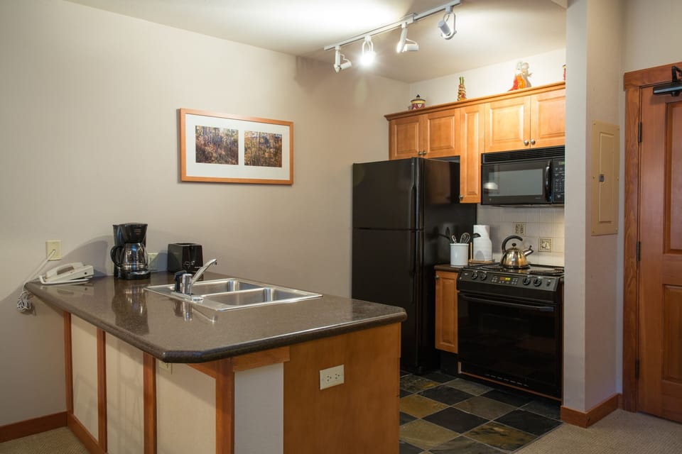 Room, Indoors, Flooring, Oven, Kitchen