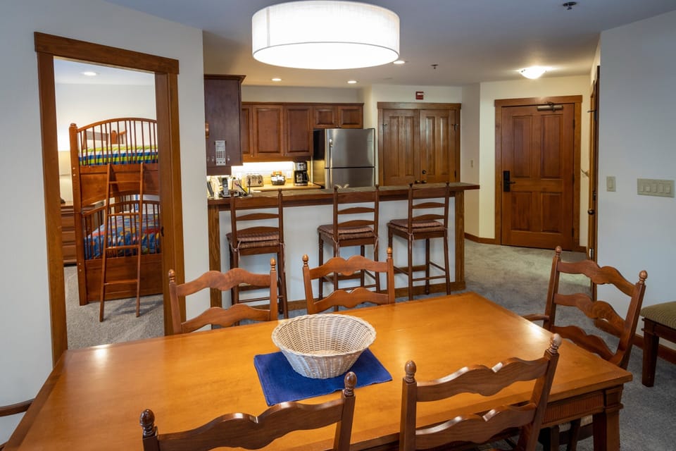 Hardwood, Flooring, Furniture, Floor, Indoors