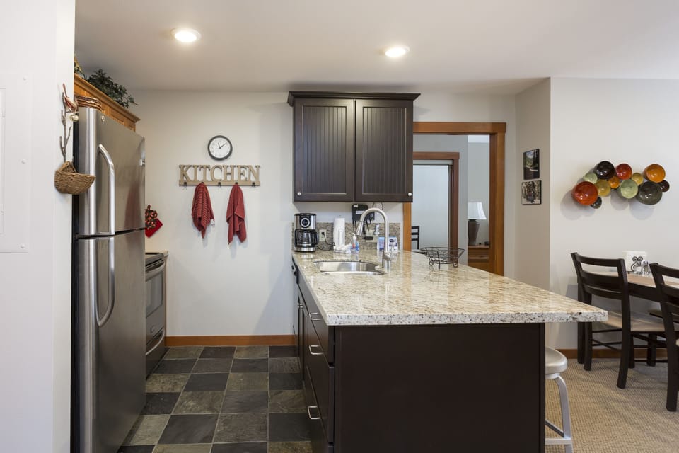 Flooring, Room, Indoors, Floor, Chair