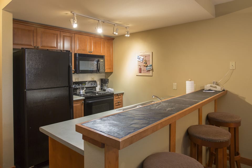 Furniture, Room, Indoors, Flooring, Kitchen Island