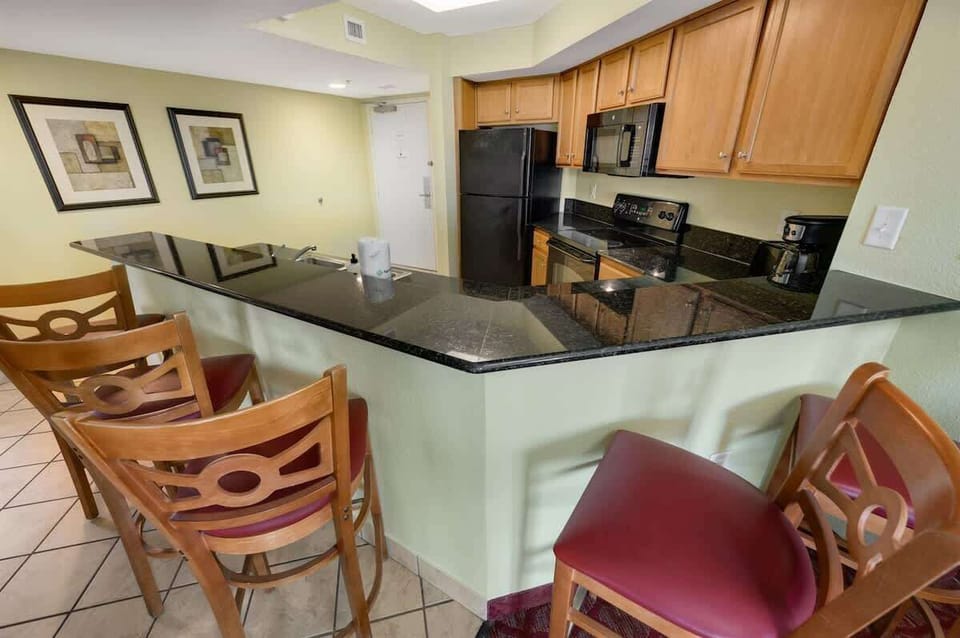Large Kitchen Area, Perfect for Entertaining