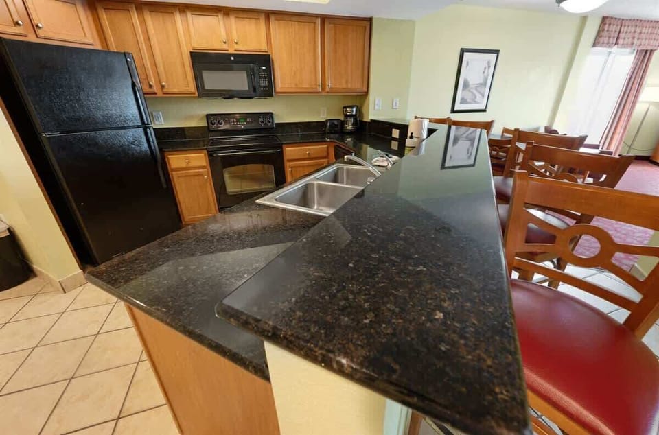 Large Kitchen Area, Perfect for Entertaining