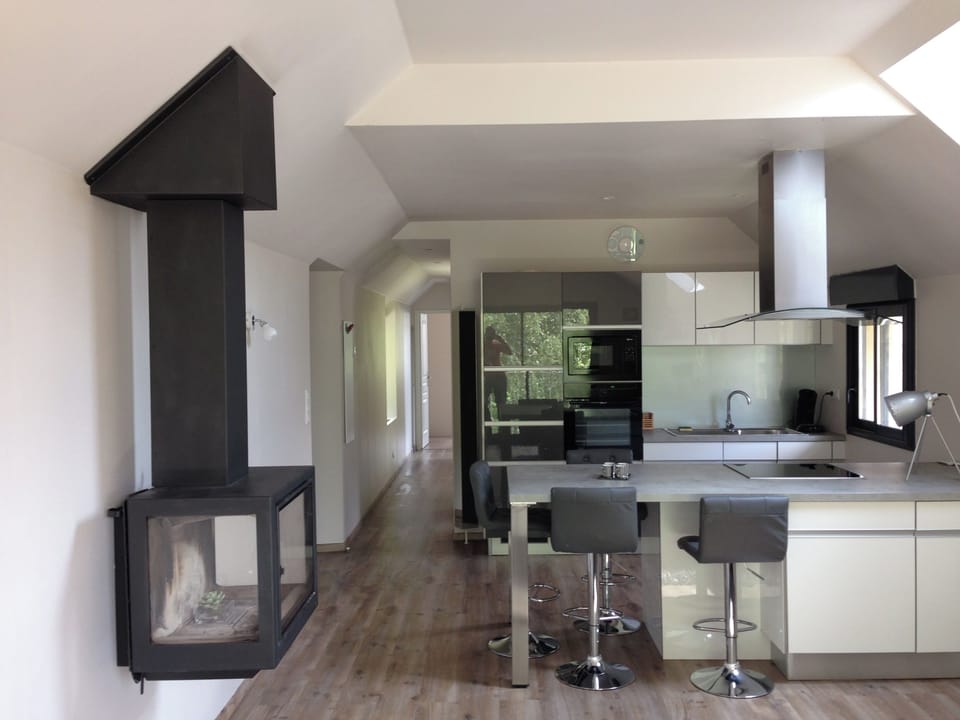 Soundproofing, iron/ironing board, free WiFi, bed sheets