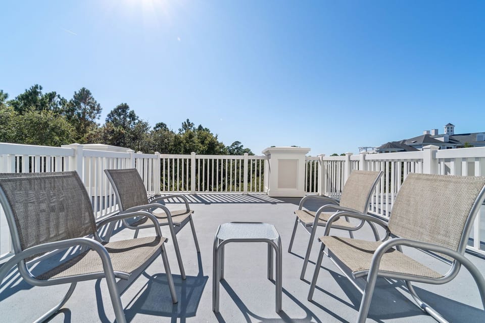 Spacious balcony with ample seating
