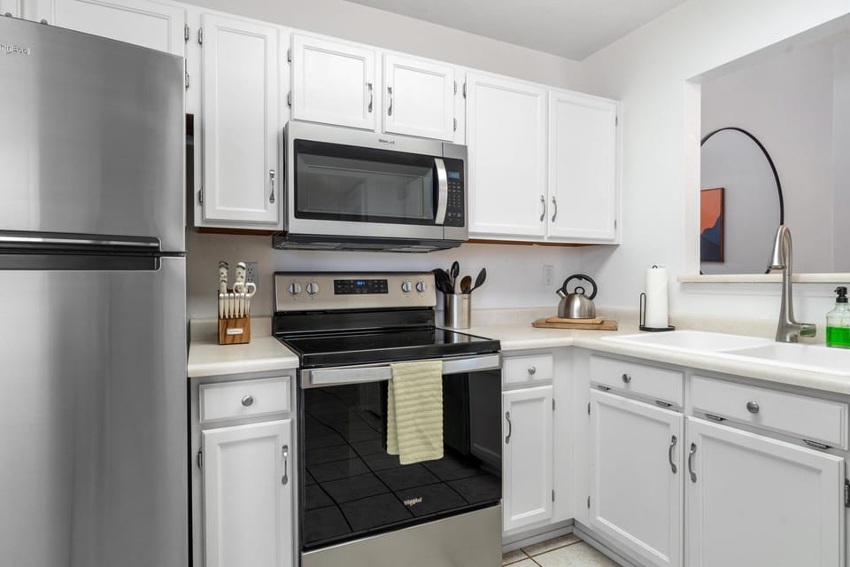 Spacious Kitchen