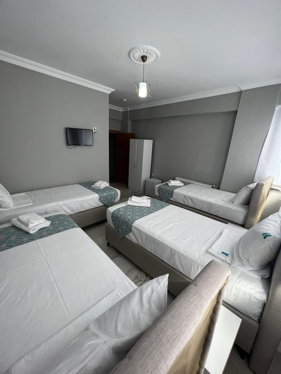 Standard Quadruple Room | Free WiFi