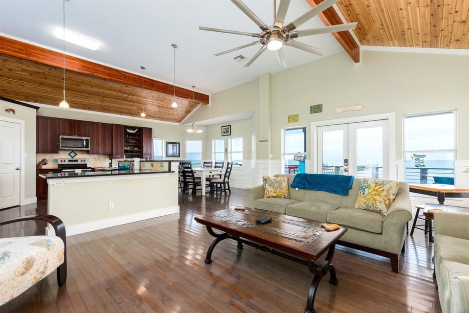 House (4 Bedrooms) | Property amenity