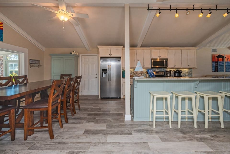 House (3 Bedrooms) | Property amenity