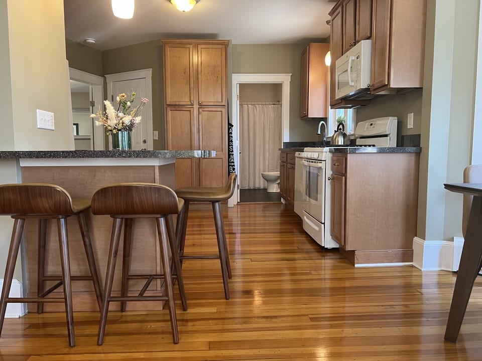 Kitchen peninsula 