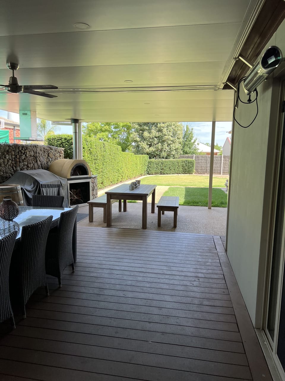 Outdoor dining
