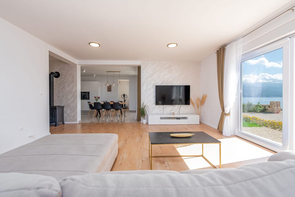 Villa, 3 Bedrooms, Private Pool, Sea View | Living room