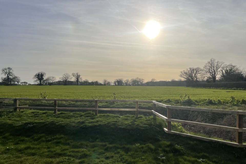 1 Long Barn, Henham: Let the countryside breeze calm you