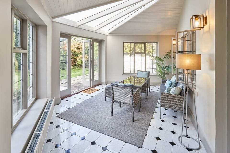 White Lodge, Scalby - Host & Stay