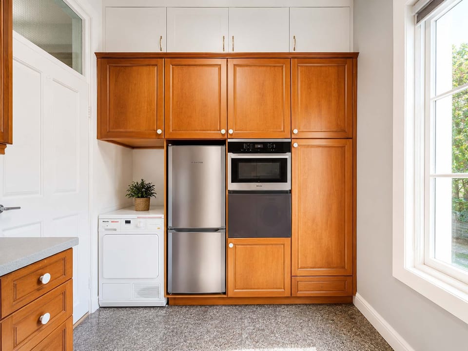 The kitchen 