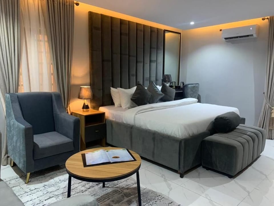 Junior Studio Suite | Free WiFi