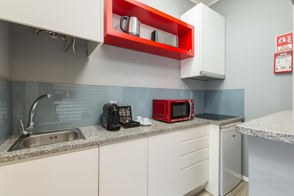 House | Iron/ironing board, WiFi